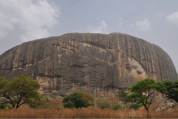 My First Time Seeing an Actual Rock — Zuma Rock🇳🇬 | by SophiaAlenkhe | Jul, 2025 1ePIimX123eD9kGzCbhLiSg@2x.jpeg