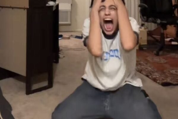 09O1NwQR htV9qQdy.jpg