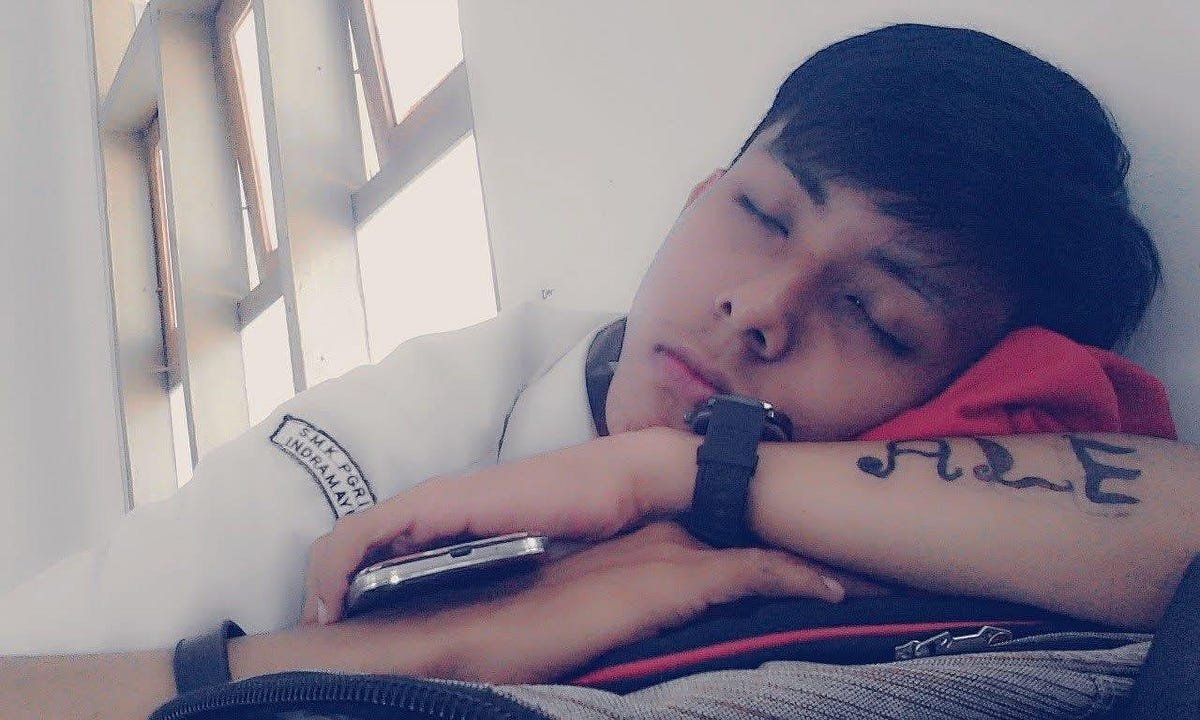 1OVe8b jRPxwSNVQUk0VUhQ.jpeg