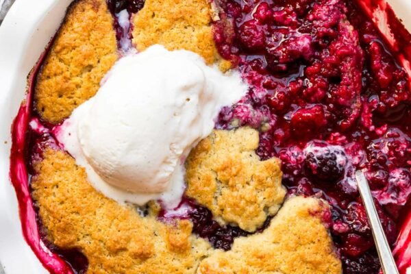 Blackberry Cobbler 16.jpg