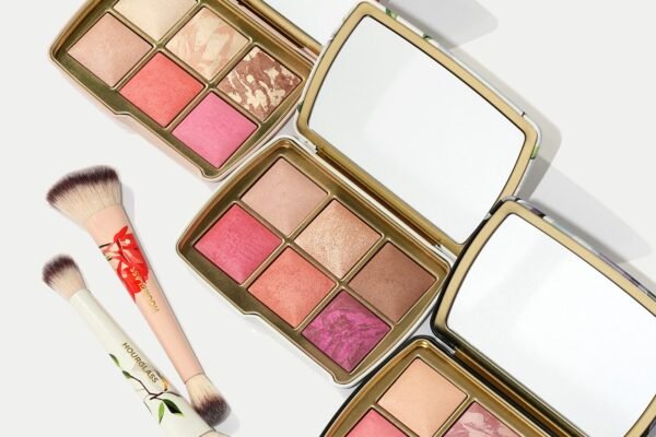 Hourglass Holiday Palettes 2025 BEAUTYLOOKBOOK.jpg