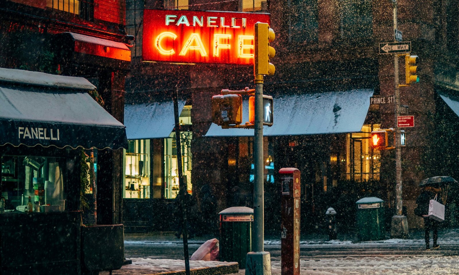 mateusz majewski W2CQOjjSJZM unsplash 2 scaled.jpg