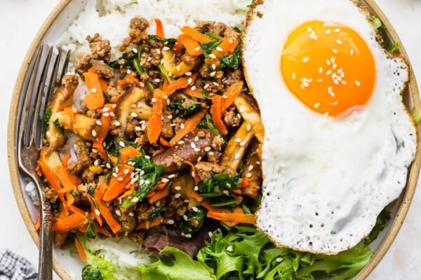 Quick Ground Beef Bibimbap Bowls 12.jpg