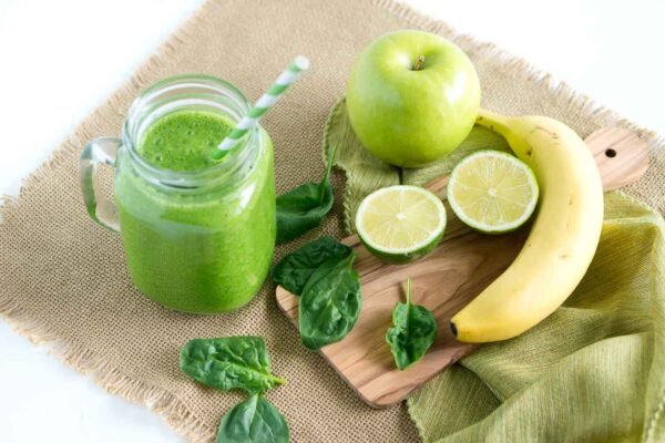 Cleansing Green Smoothie 1.jpg
