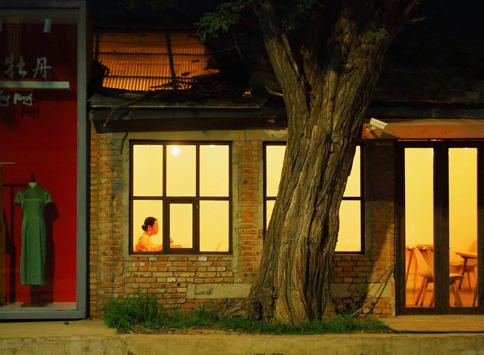 zhang yi Zw3jZa39tKA unsplash scaled.jpg