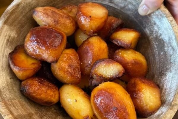 EnglishRoastPotatoes Featured.jpeg