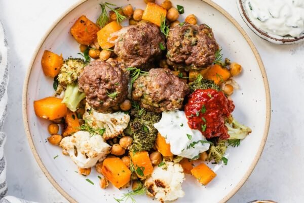 Sheet Pan Meatballs with Chickpeas 12.jpg