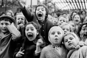 puppet show paris.jpg 2.jpeg