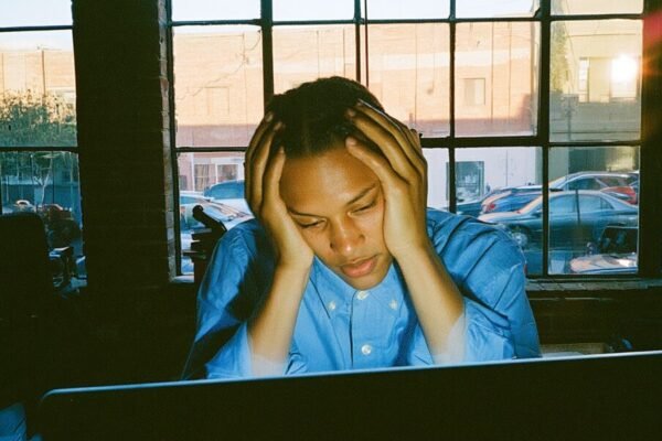 A frustrated entrepreneurprocrastinating 1000x600.jpeg