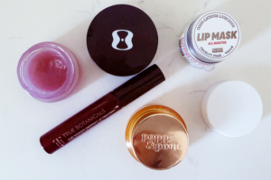 Best Natural Lip Masks 1024x732.png